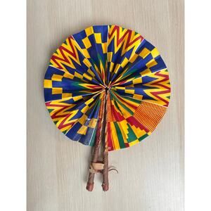 Multicolor native American fan, manual operation